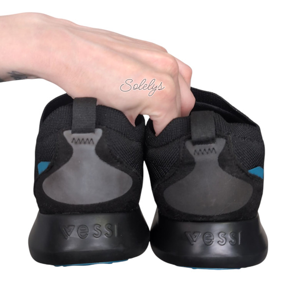 Vessi Everyday Move Slip On Womens 9 Onyx Black Waterproof Dyma-Tex Sneaker - Picture 3 of 10